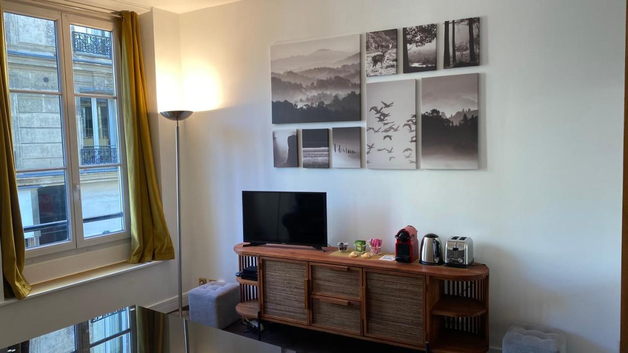 Appartamento Marais Joli Deux Pieces Parigi Esterno foto